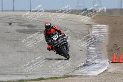 media/Feb-29-2024-TrackDaz (Thu) [[55f5738192]]/A Group/12pm (Outside Grapevine)/